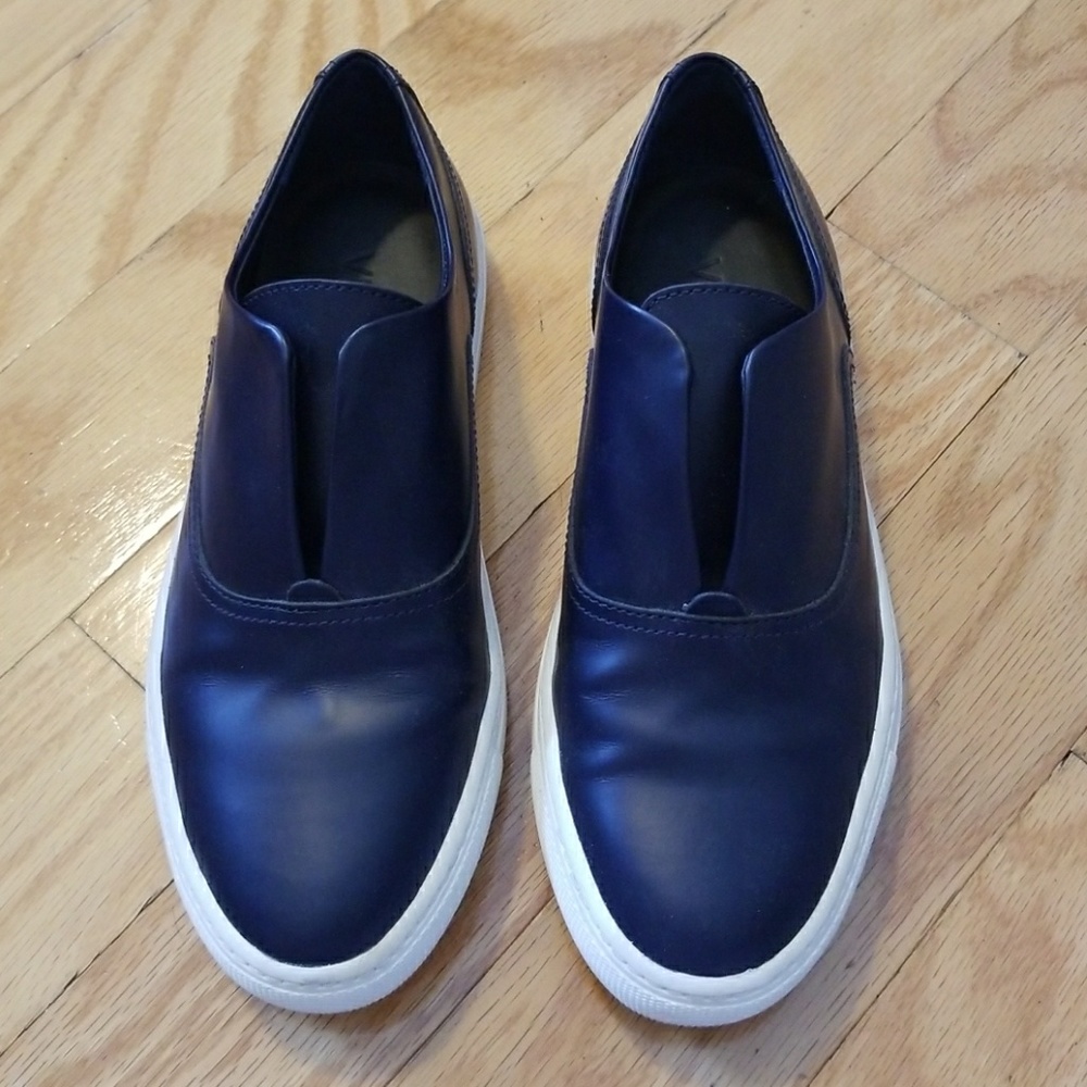 VINCE sneakers